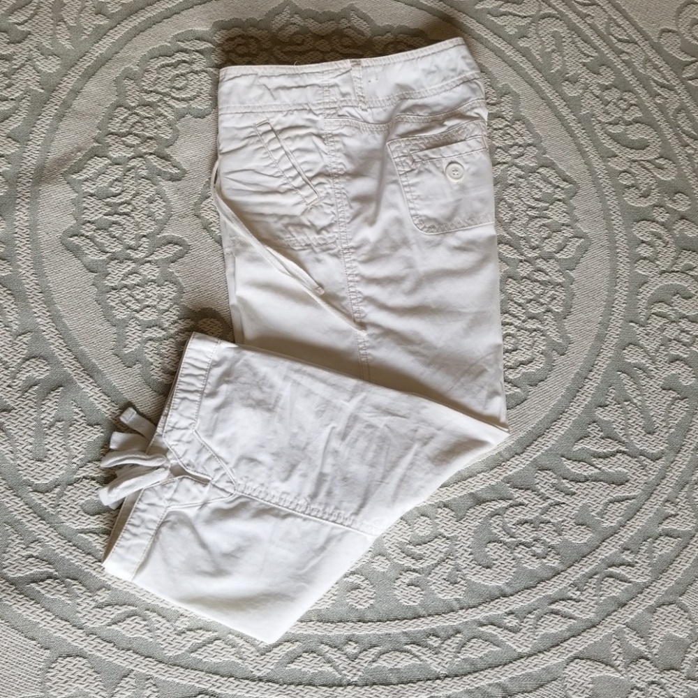 Capri pants